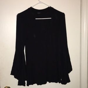 BLACK MID SLEEVE TOP